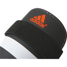 Load image into Gallery viewer, Adidas - Everclub
